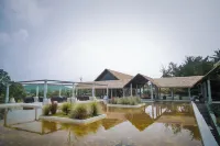 Maayaa Riverside Villa by Kpm Tripenta - Bjergudsigt