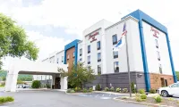 Hampton Inn Oneonta - parking