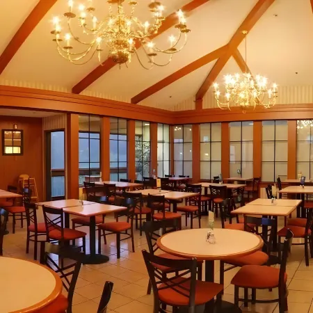 Vinland Hotel and Lounge