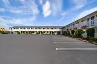 Super 8 by Wyndham Florence or - parking