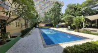 Lorin Syariah Hotel Sentul - Romantic