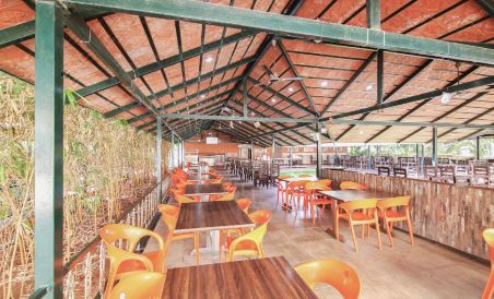 Capital O 30441 Hotel Durgada Siri - Housity