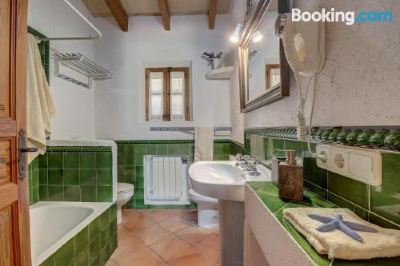 Holiday Home Mena Photo