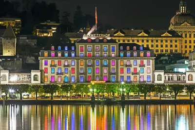 Hotel Schweizerhof Luzern Отели рядом с достопримечательностью «Часовенный мост»