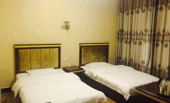 Tongren Yanhe Precious Hotel