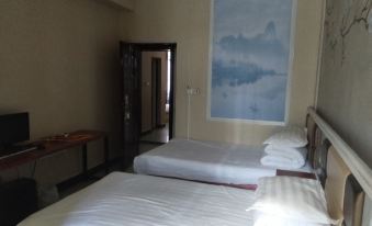 Yuanmou Xicheng Hotel