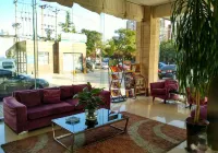 Super 8 Hotel (Xingtai Railway Station Tianyi Square Kaixuan Branch)