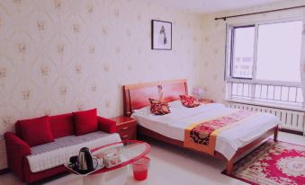 Shenyang Wowo Love-Themed Apartment
