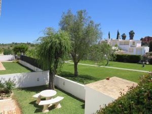 Immaculate 3-Bed Villa in Guia Private Pool