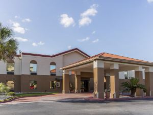 Red Roof Inn & Suites Hinesville - Fort Stewart