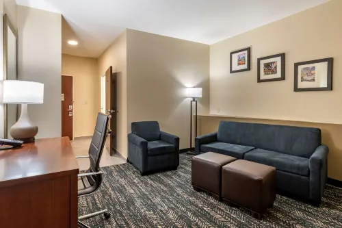 Comfort Suites West Memphis I-40 I-55 Hotels in West Memphis