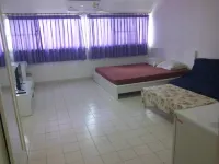 Impact Don Mueang Bangkok Guest House for 3 Pax