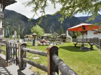 Cecilia Hotels in Mazzin