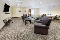 Candlewood Suites Kenosha Hotels in Pleasant Prairie