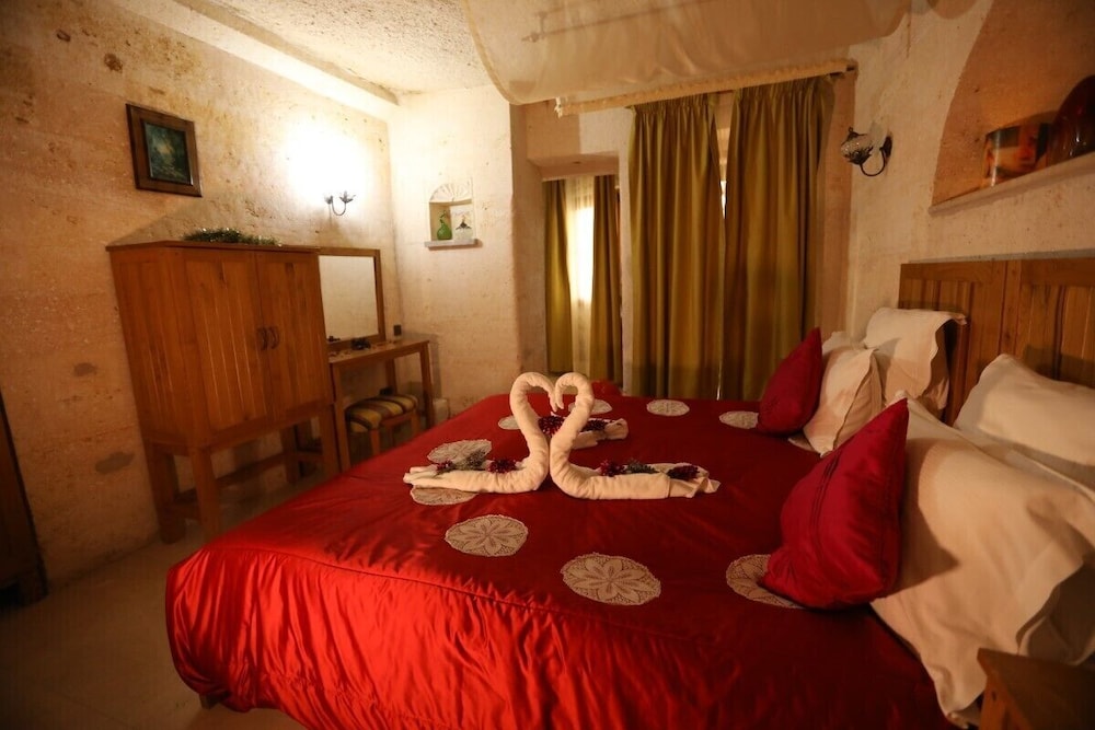 Anatelein Boutique Cave Hotel