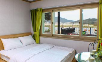 Miryang Samrang JinpengnamuPension