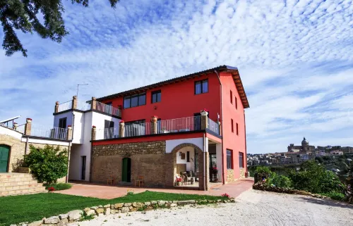 La Casa Rossa Country House Hotels in Piazza Armerina