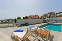 Royal Palm 36 8 Pax Villa with Heated Private Pool - บังกะโล
