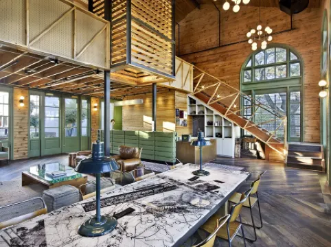 Cavalry Court, by Valencia Hotel Collection