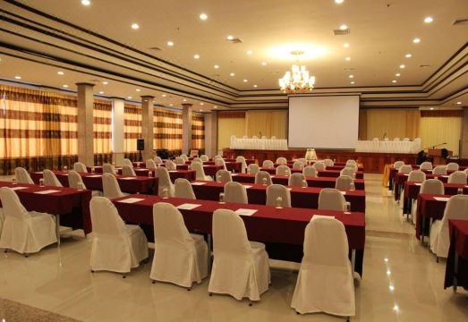 골든 드래곤 리조트