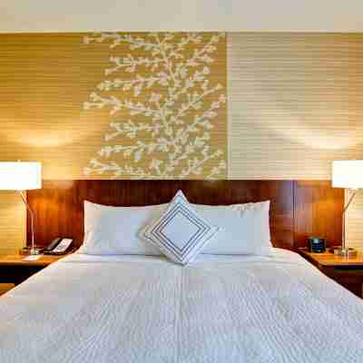 Fairfield Inn & Suites by Marriott Kamloops Rooms