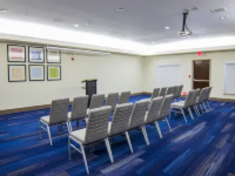 Holiday Inn Express & Suites SEGUIN by IHG Hotels in Seguin