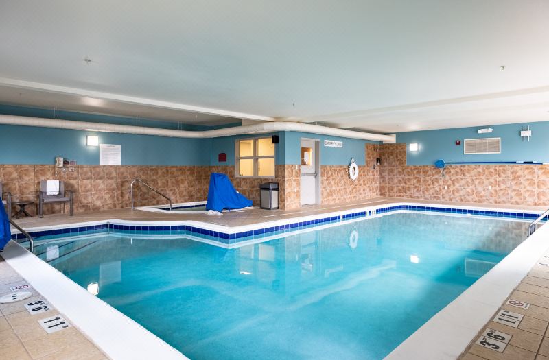 Holiday Inn Express & Suites Evanston by IHG photo 2