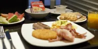 Mt Ommaney Hotel Apartments Hotels in Darra