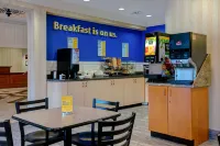 Days Inn & Suites by Wyndham Collingwood - Frühstück