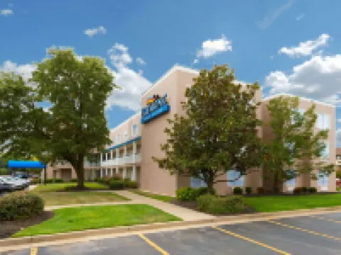 Baymont by Wyndham Louisville East Hotels in Hurstbourne