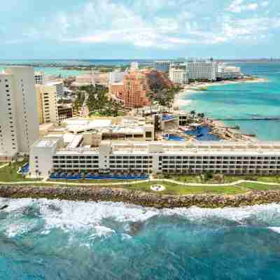 Hyatt Ziva Cancun Hotel Exterior