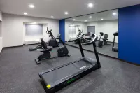 Microtel Inn & Suites by Wyndham College Station - Gym