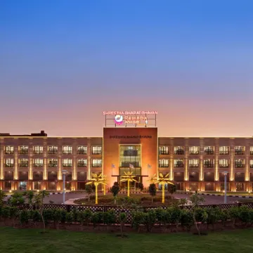 Ramada Encore by Wyndham Statue of Unity