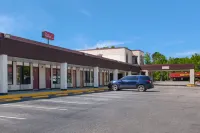 Red Roof Inn Dillon, SC Hotels in Rowland