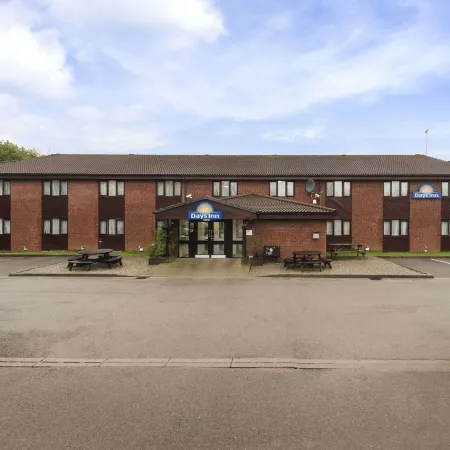 Days Inn by Wyndham Bridgend Cardiff M4