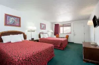 Days Inn by Wyndham Gallup - Hot Tub