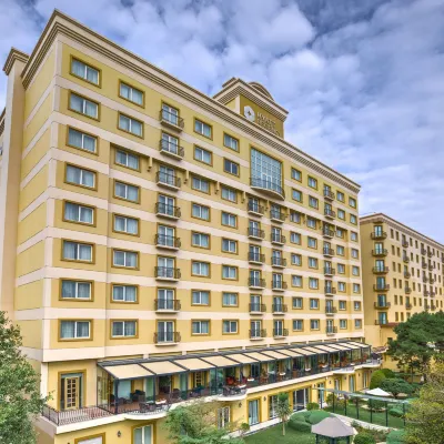 ハイアット リージェンシー バクー Monument to Richard Sorge周辺のホテル