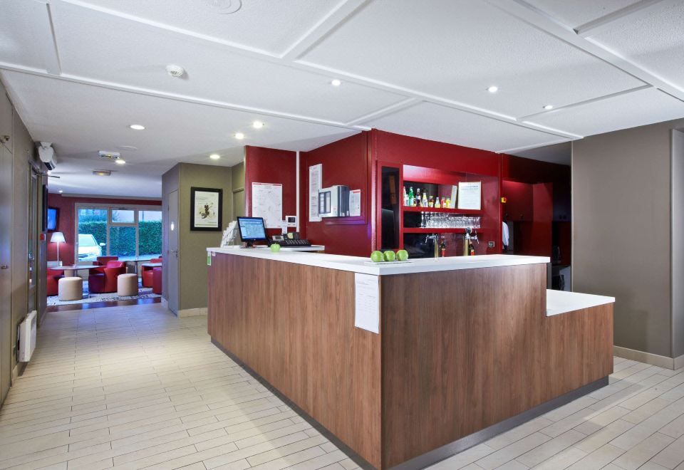 Hotel Campanile Saint-Malo  Saint-Jouan-Des-GueretsOver view