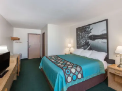 Super 8 by Wyndham Moose Jaw SK Hotels in Moose Jaw