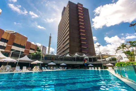 피에스타 바히아 호텔