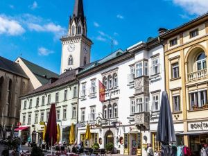 Aus Hotel Palais26 wird in Kürze elaya hotel villach