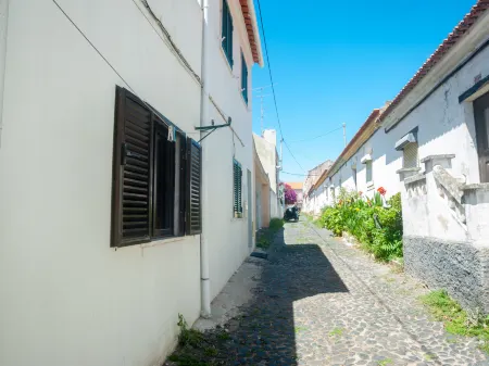 Duplex Embaixador Отели рядом с достопримечательностью «Jardim da Praca do Imperio»