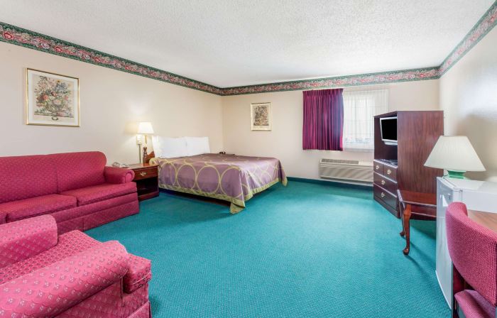 Super 8 by Wyndham Jerseyville