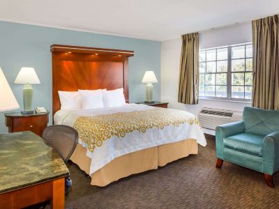 Days Inn by Wyndham Miami Airport North