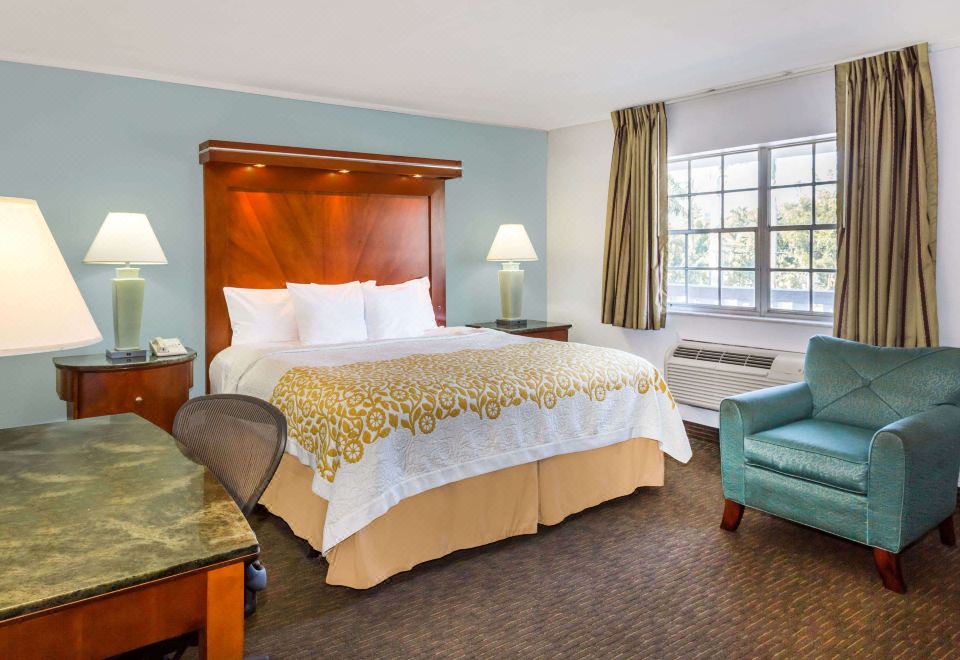 8. Days Inn..