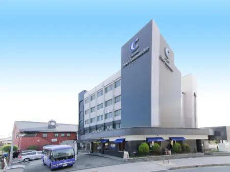 New Commander Hotel Osaka Neyagawa Отели в г. Сидзёнавате