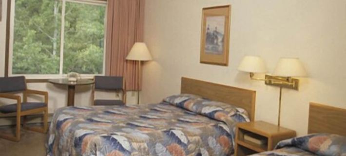 Aspen Inn Hotels in Cook County