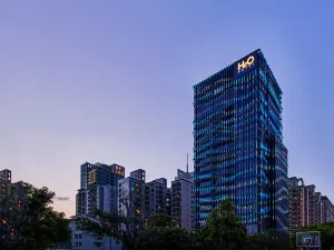 H2O Hotel