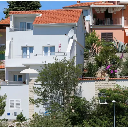 Apartments Elvis