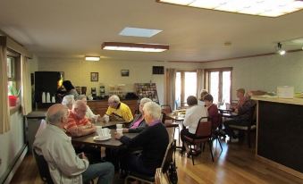 Cherry Lane Motor Inn